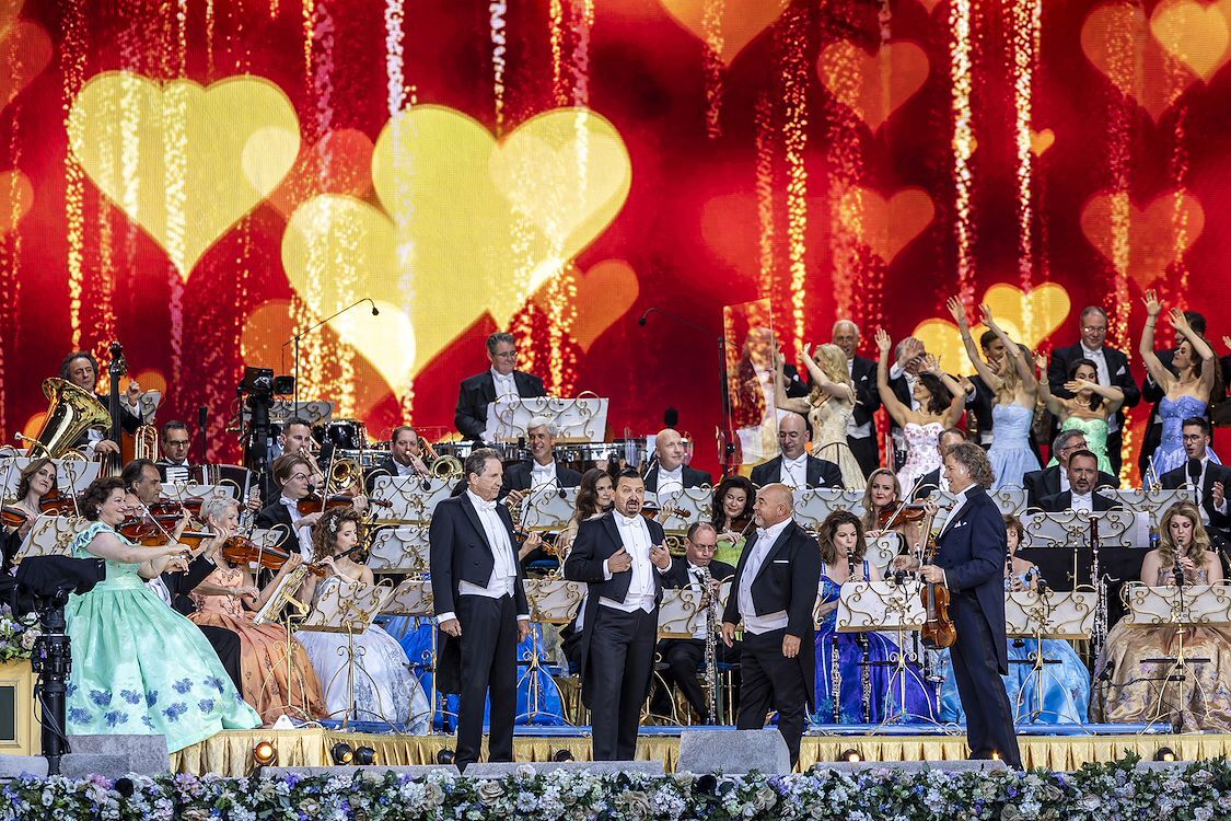 André Rieu's 2025 Maastricht Concert: Waltz the Night Away!